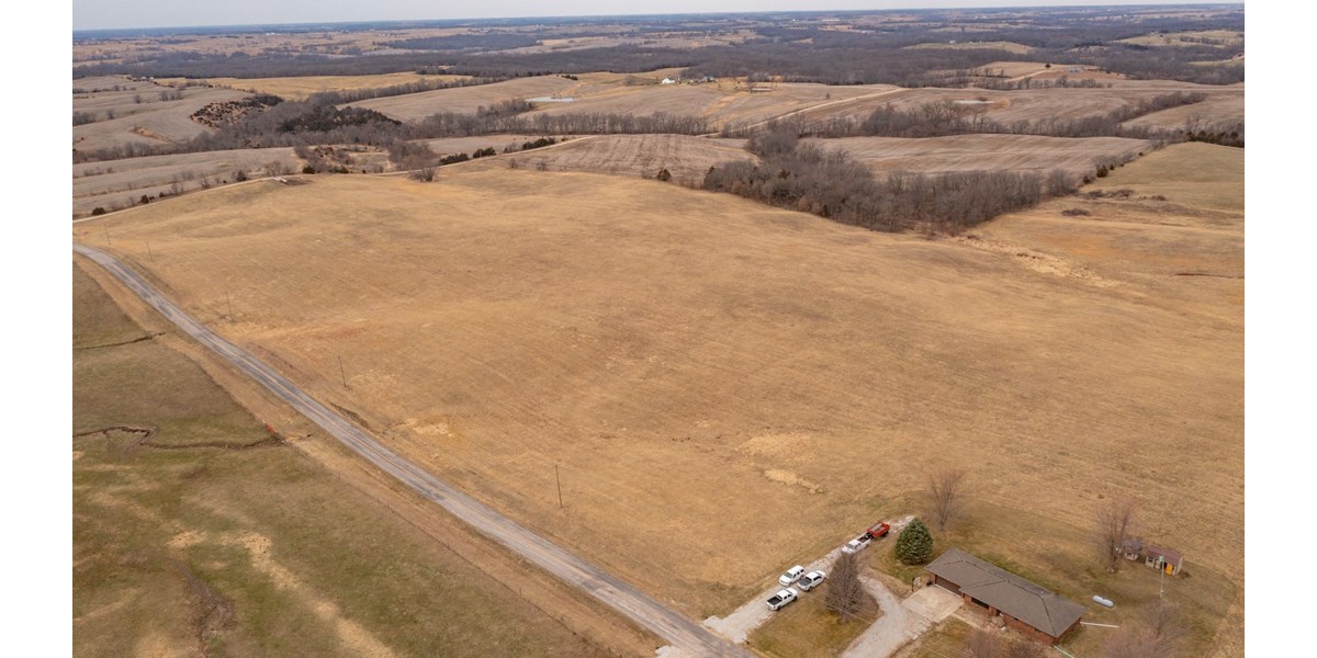 MISSOURI CATTLE RANCH FOR SALE