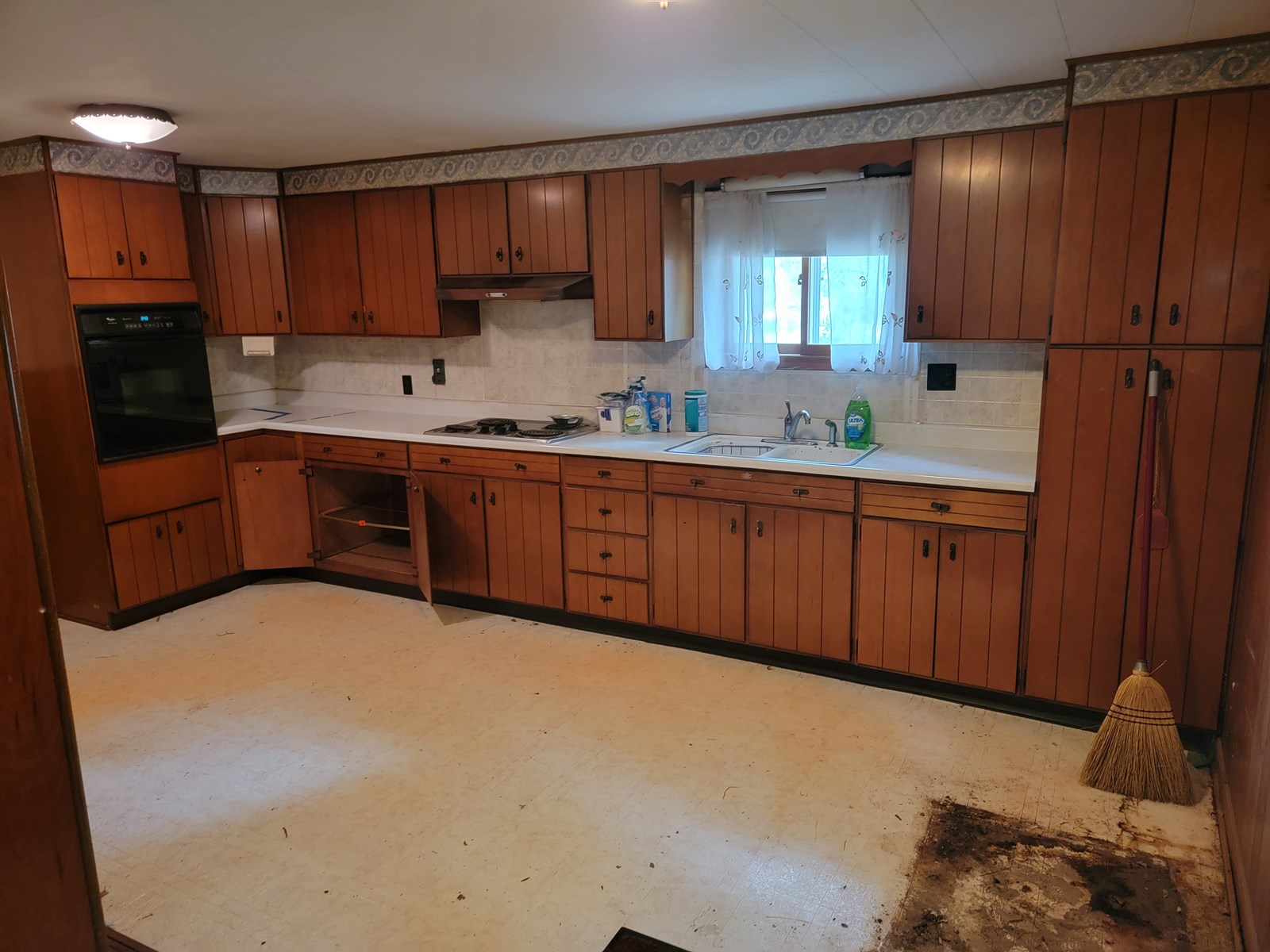 Home for Auction Losantville, IN