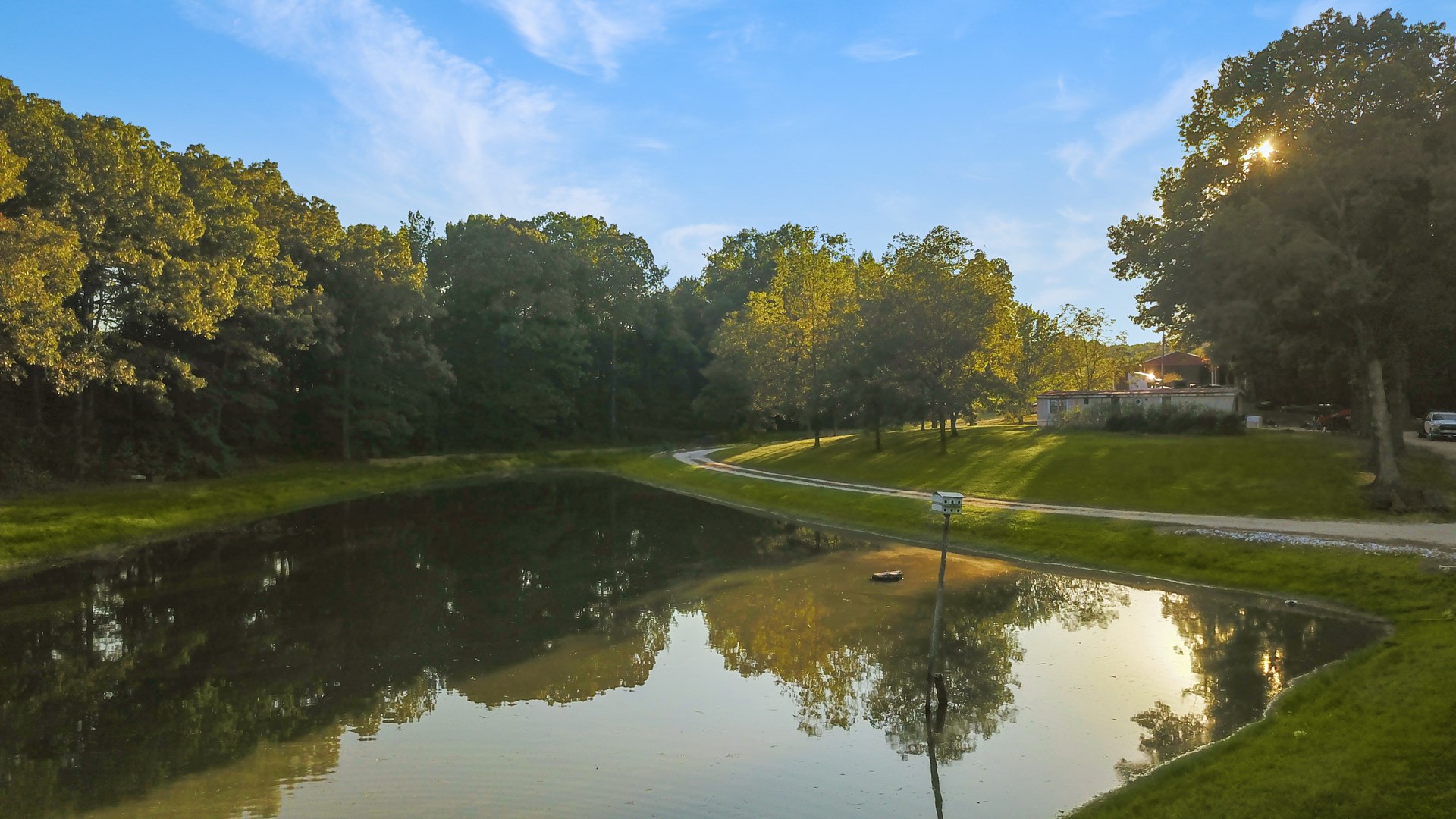 50 ACRE HOBBY FARM FOR SALE NEAR TN RIVER W/ SHOP & PONDS