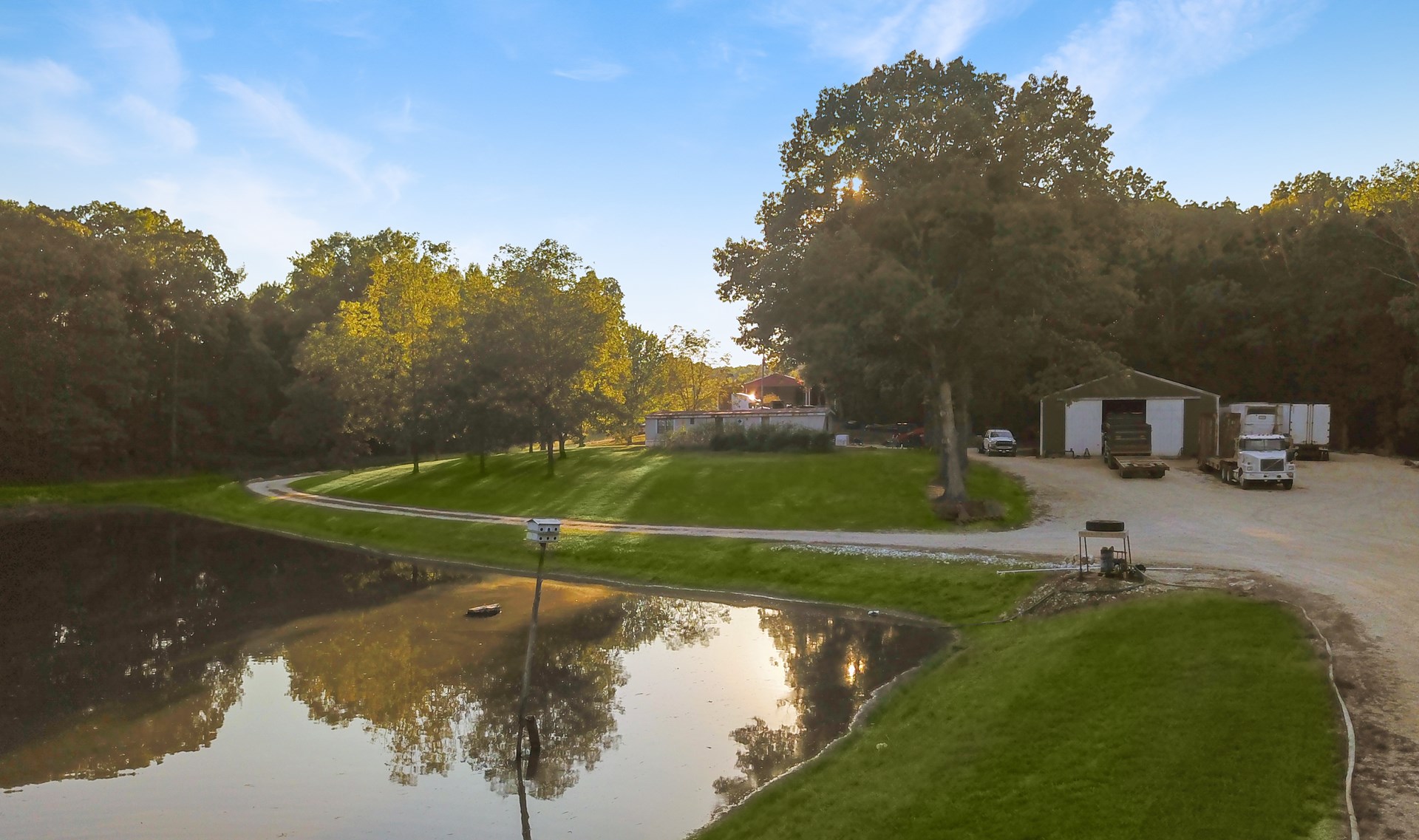 50 ACRE HOBBY FARM FOR SALE NEAR TN RIVER W/ SHOP & PONDS