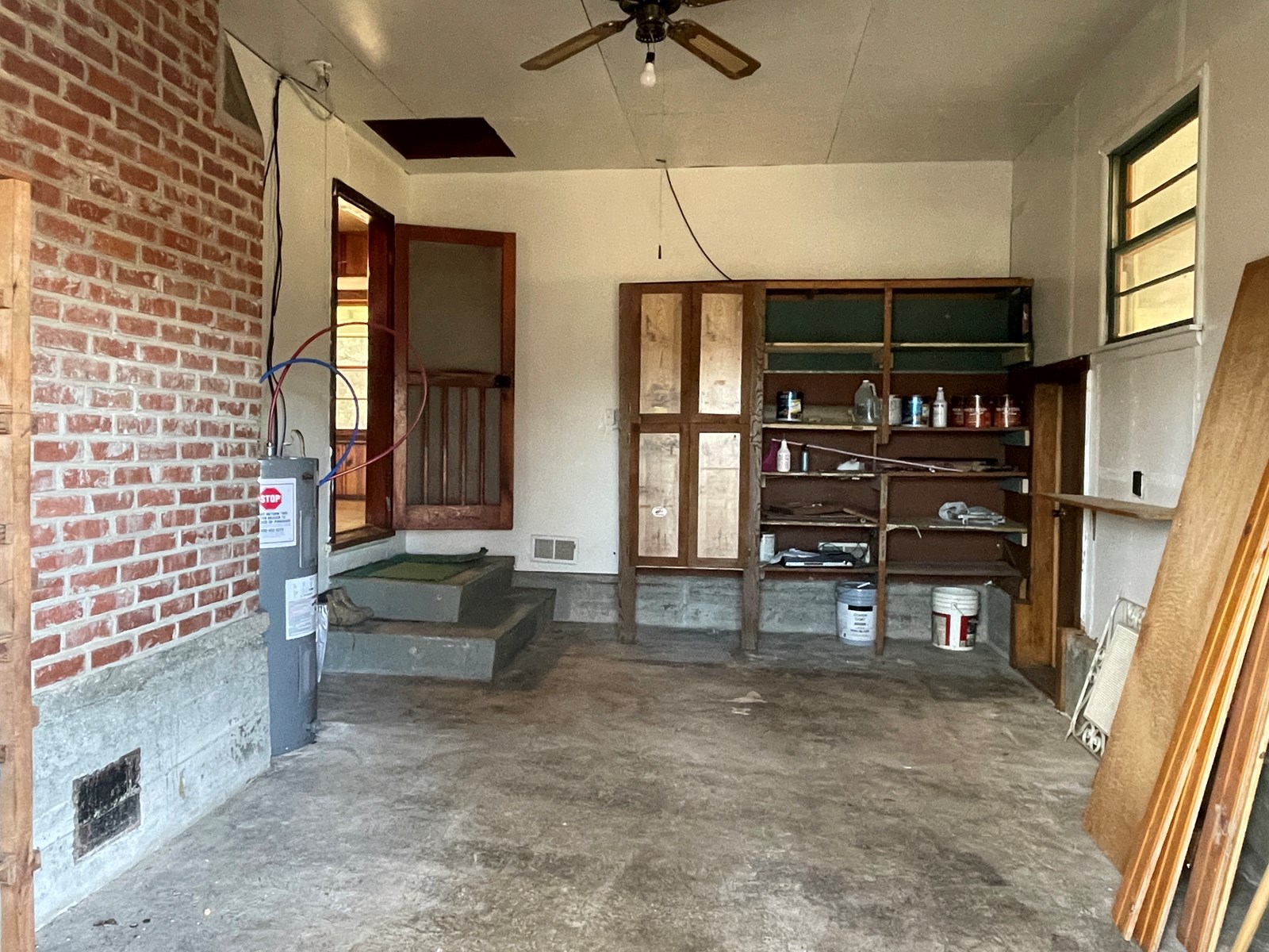 Fisherman's Paradise Near The River In The Missouri Ozarks