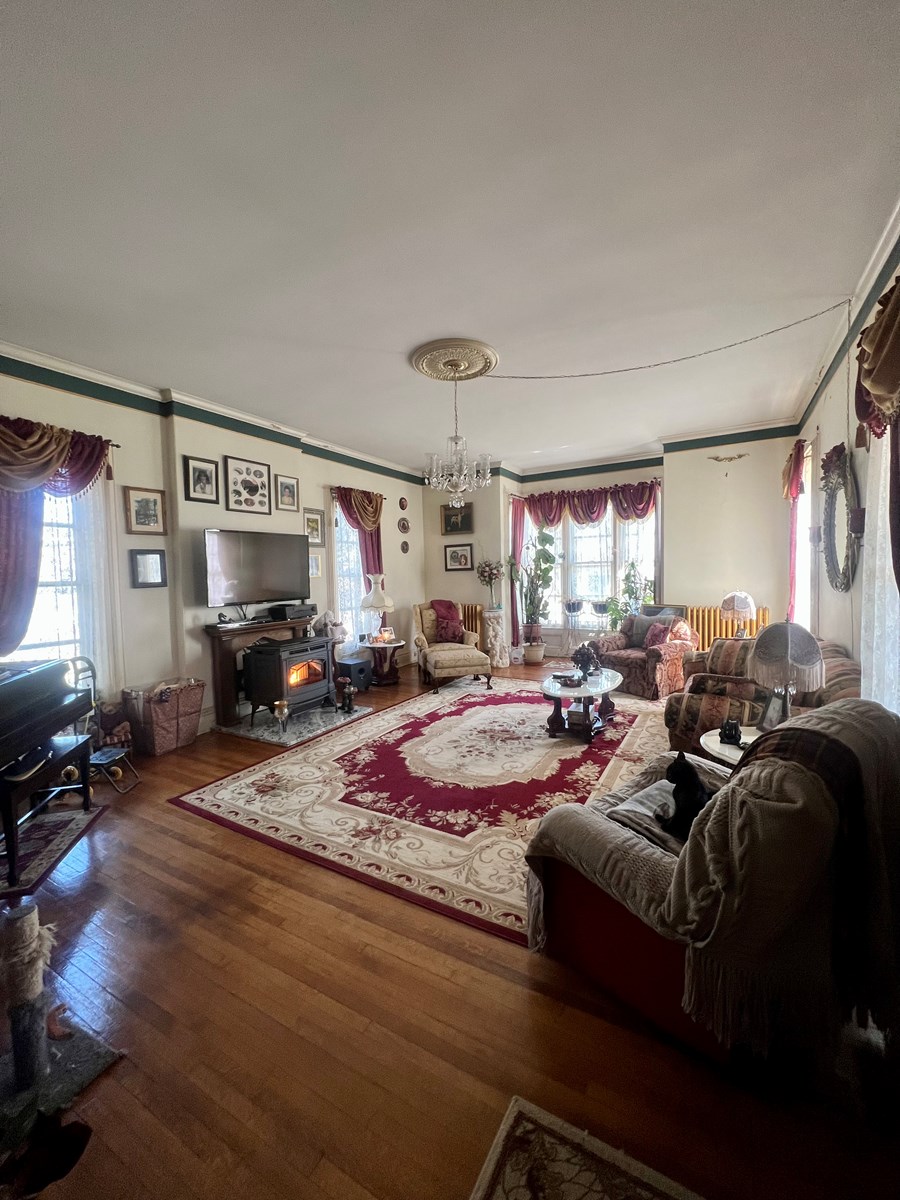 HISTORIC 1800'S HOME FOR SALE IN EARLVILLE, NEW YORK!