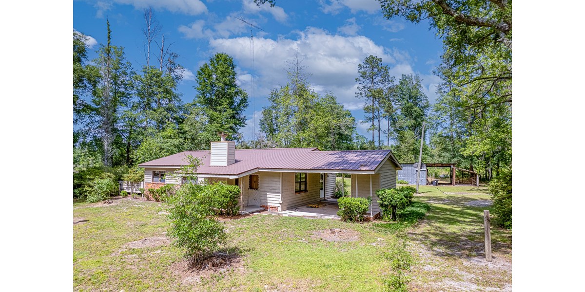 COUNTRY HOME FOR SALE LIVE OAK FLORIDA!