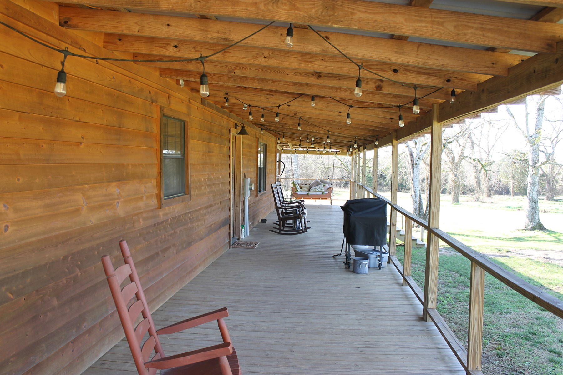 Cabin w/Hunting & Fishing Opportunity for Sale in Faunsdale!