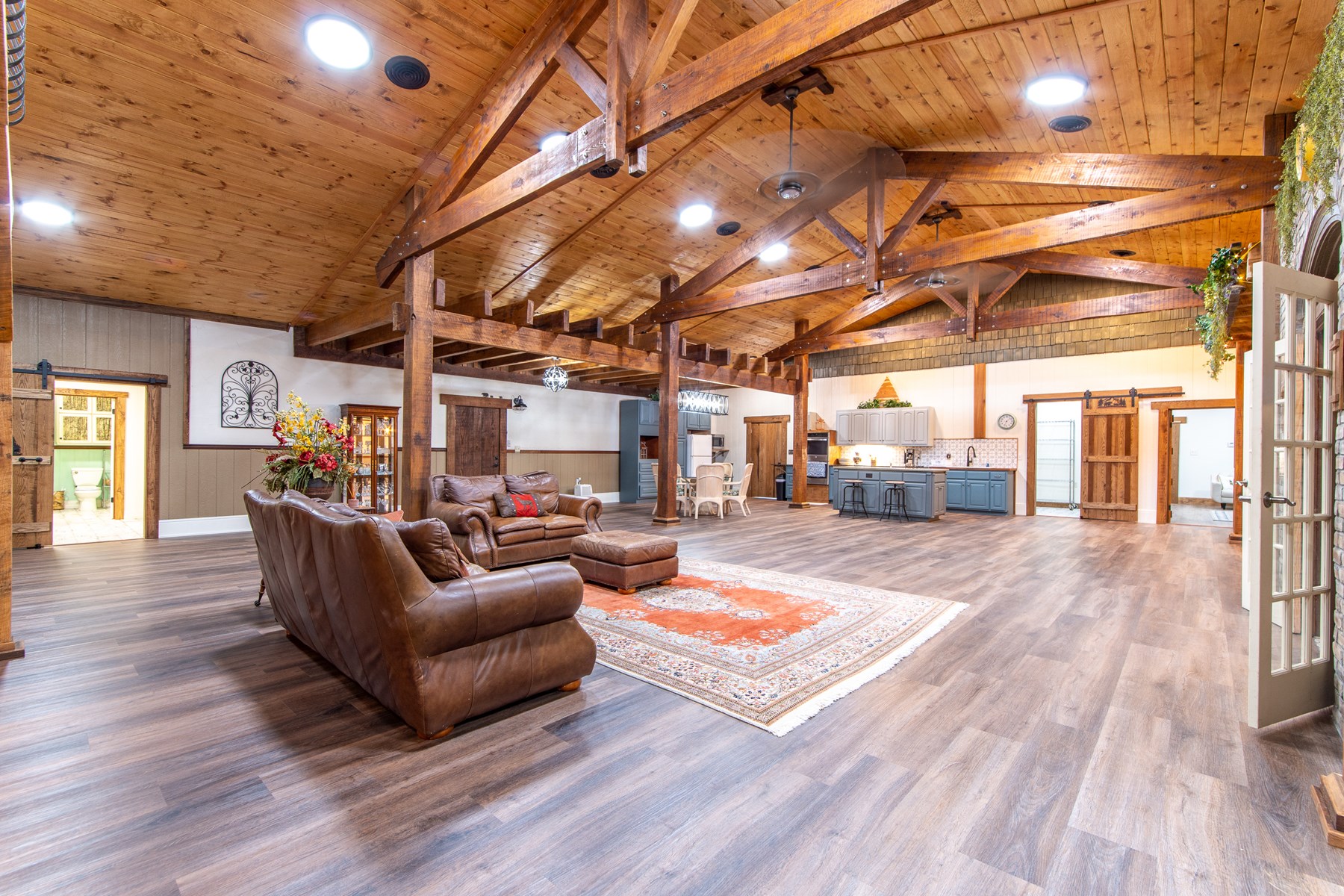 Stunning Timber Frame Home for Sale in West Tennessee