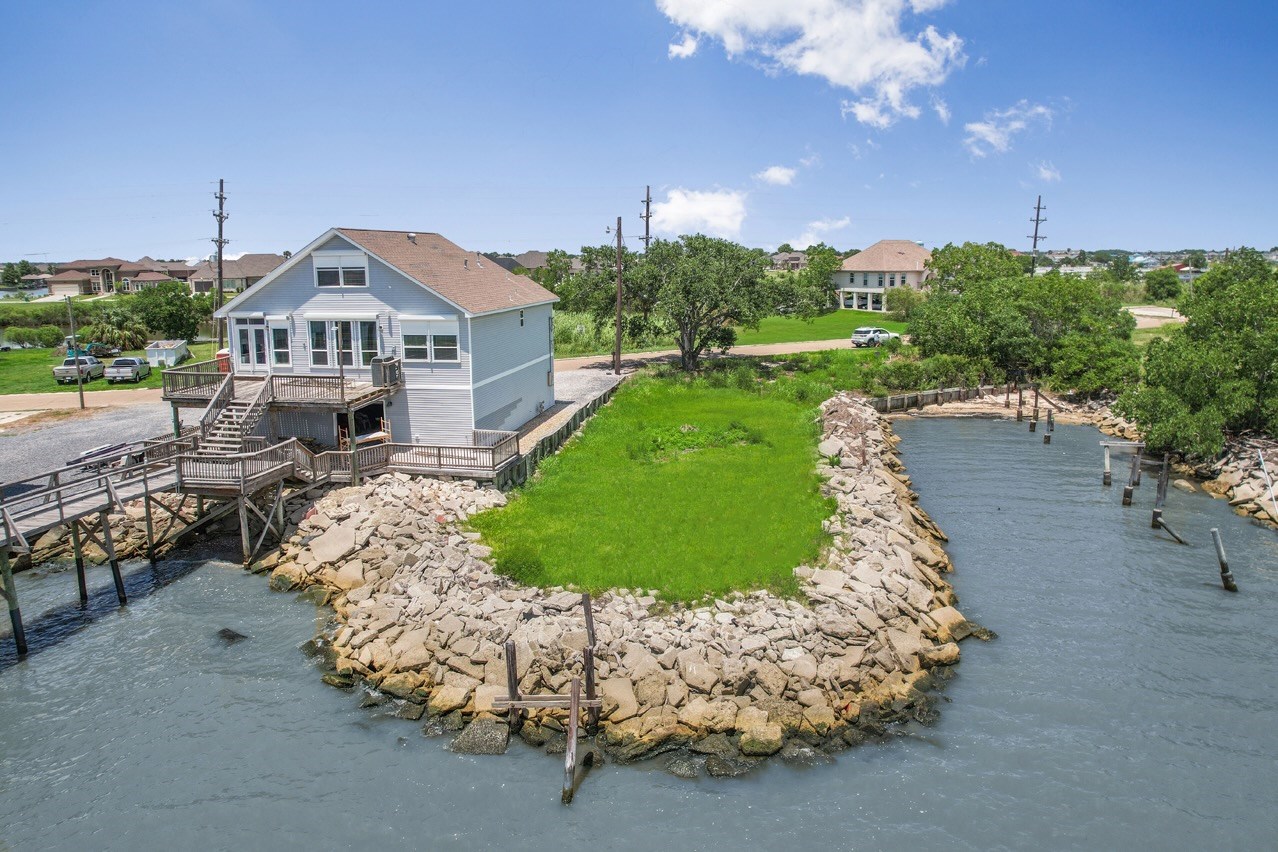 NORTHSHORE LAKE PONTCHARTRAIN FRONTAGE LOT FOR SALE SE LA