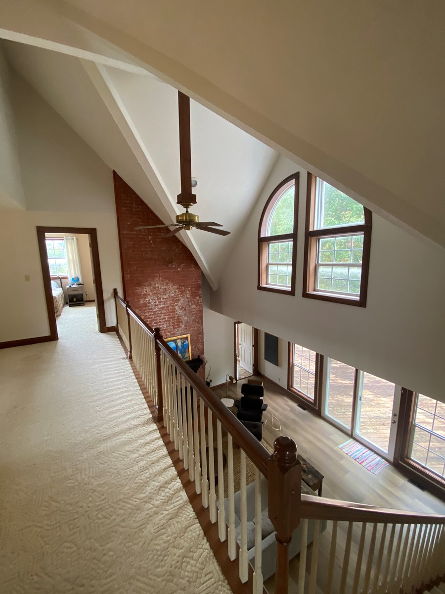 Luxury Country Home w/Acreage in Leitchfield, KY For Sale