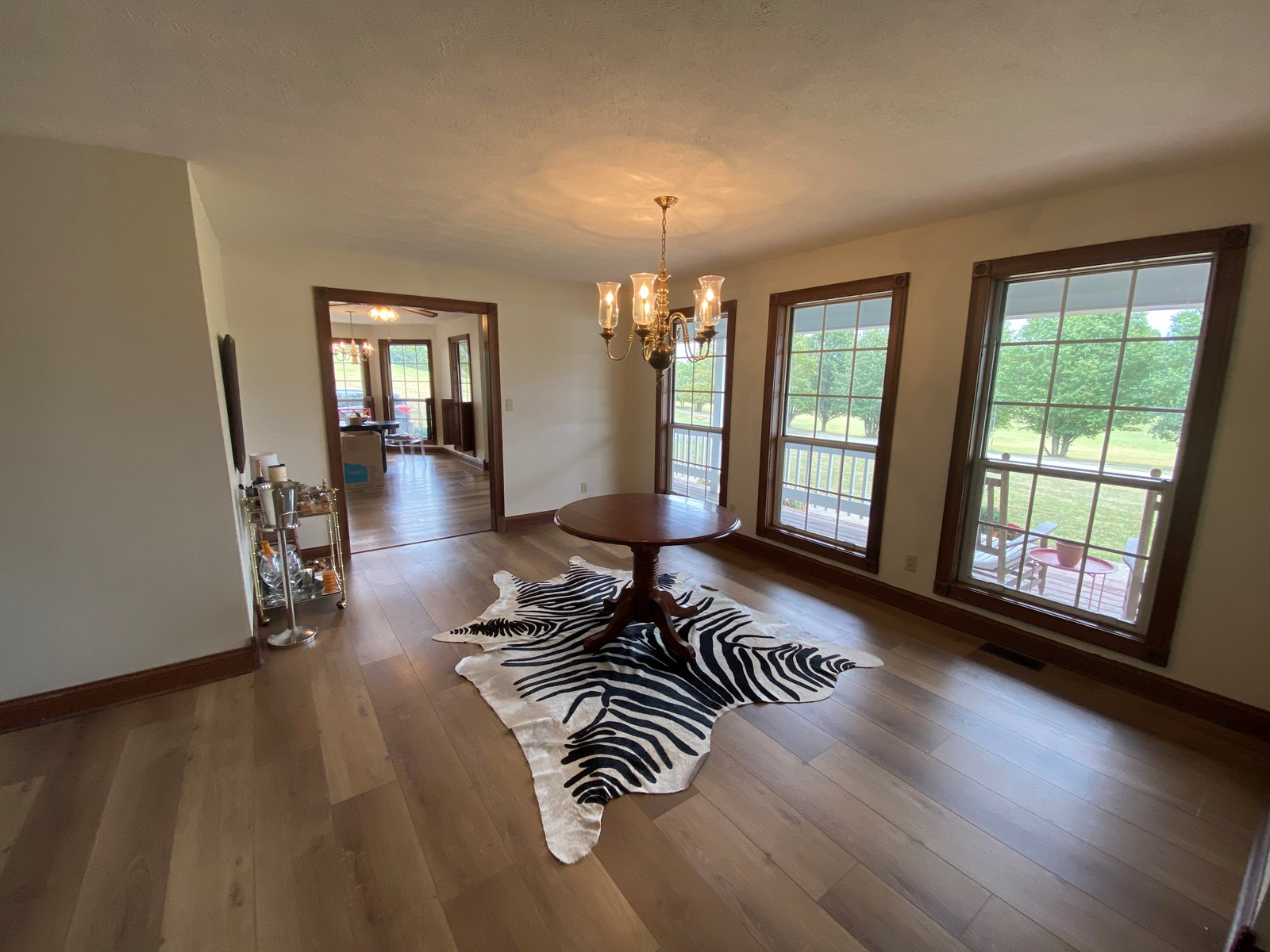 Luxury Country Home w/Acreage in Leitchfield, KY For Sale