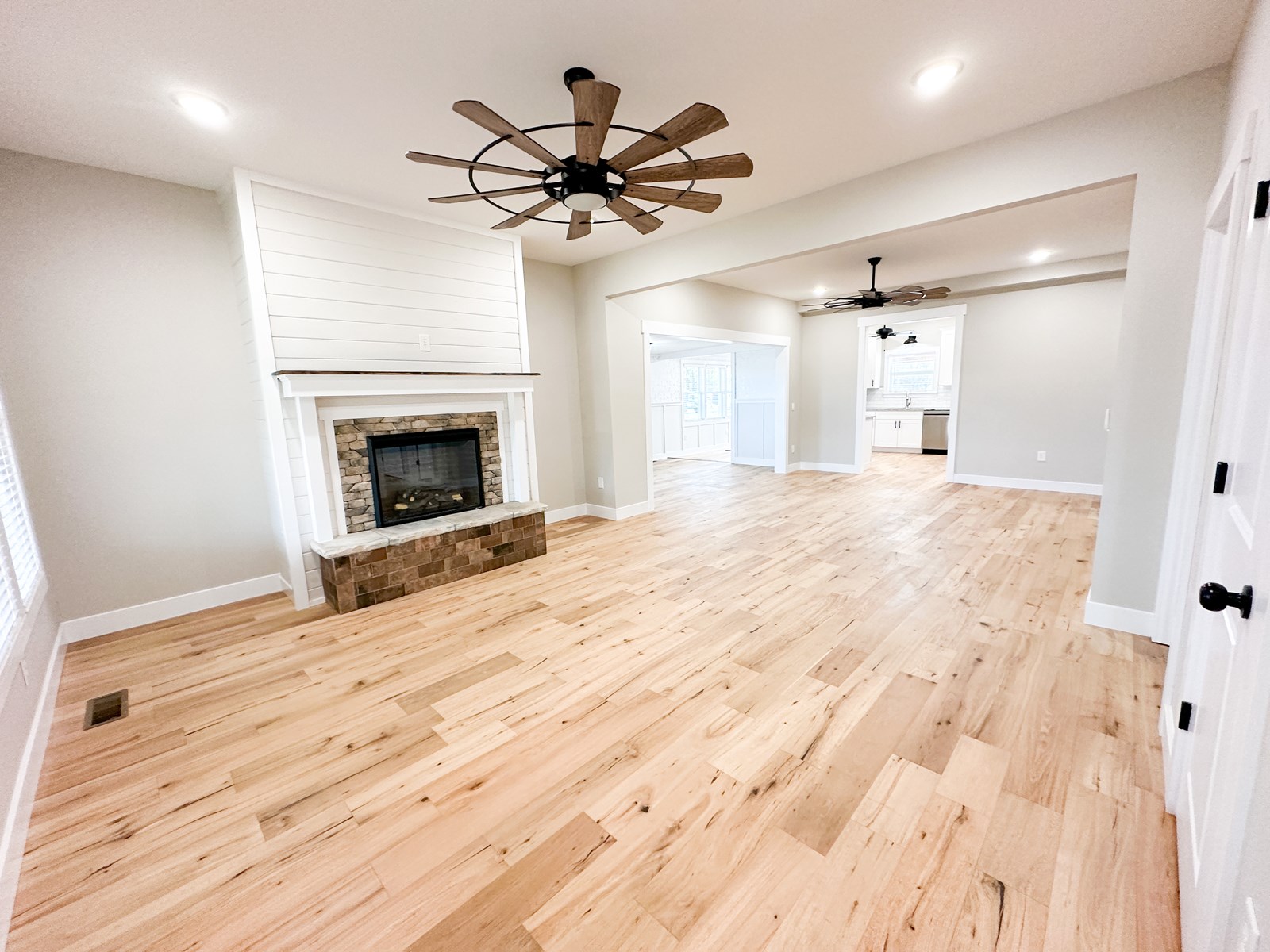 Remodeled Home Close To Town