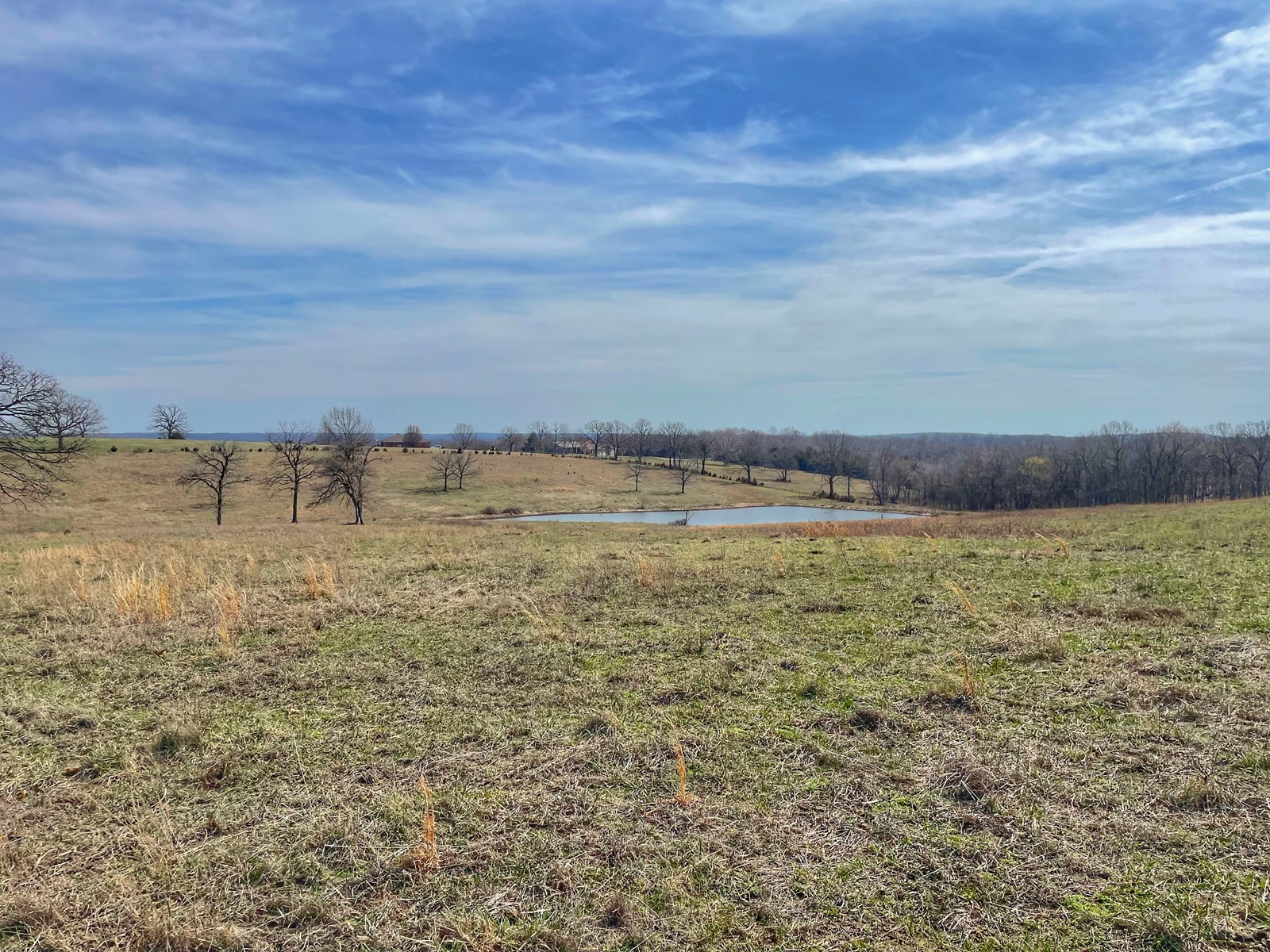 Beautiful Build Tract Less Than 1 Mile From Stockton Lake