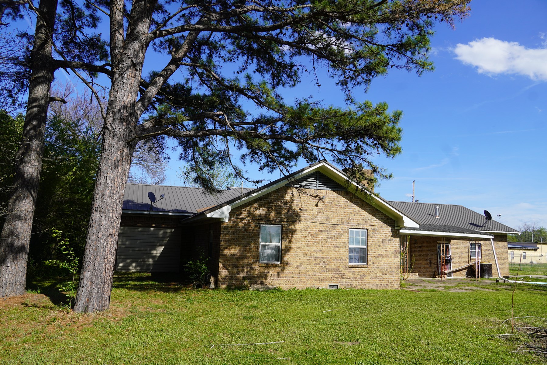 Spacious Country Home In Panama, Oklahoma For Sale