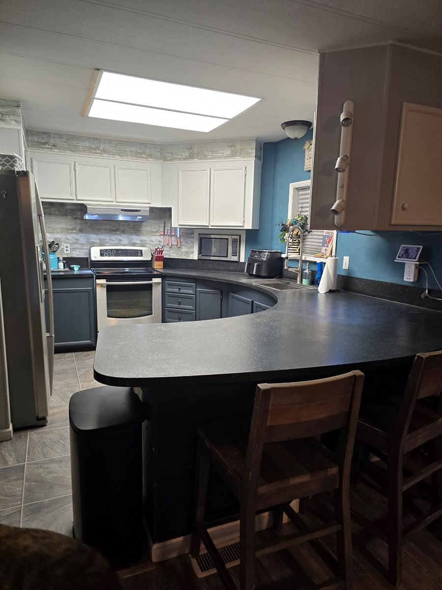 Parker AZ Water Access Home in Bluewater Lagoon Low Lease