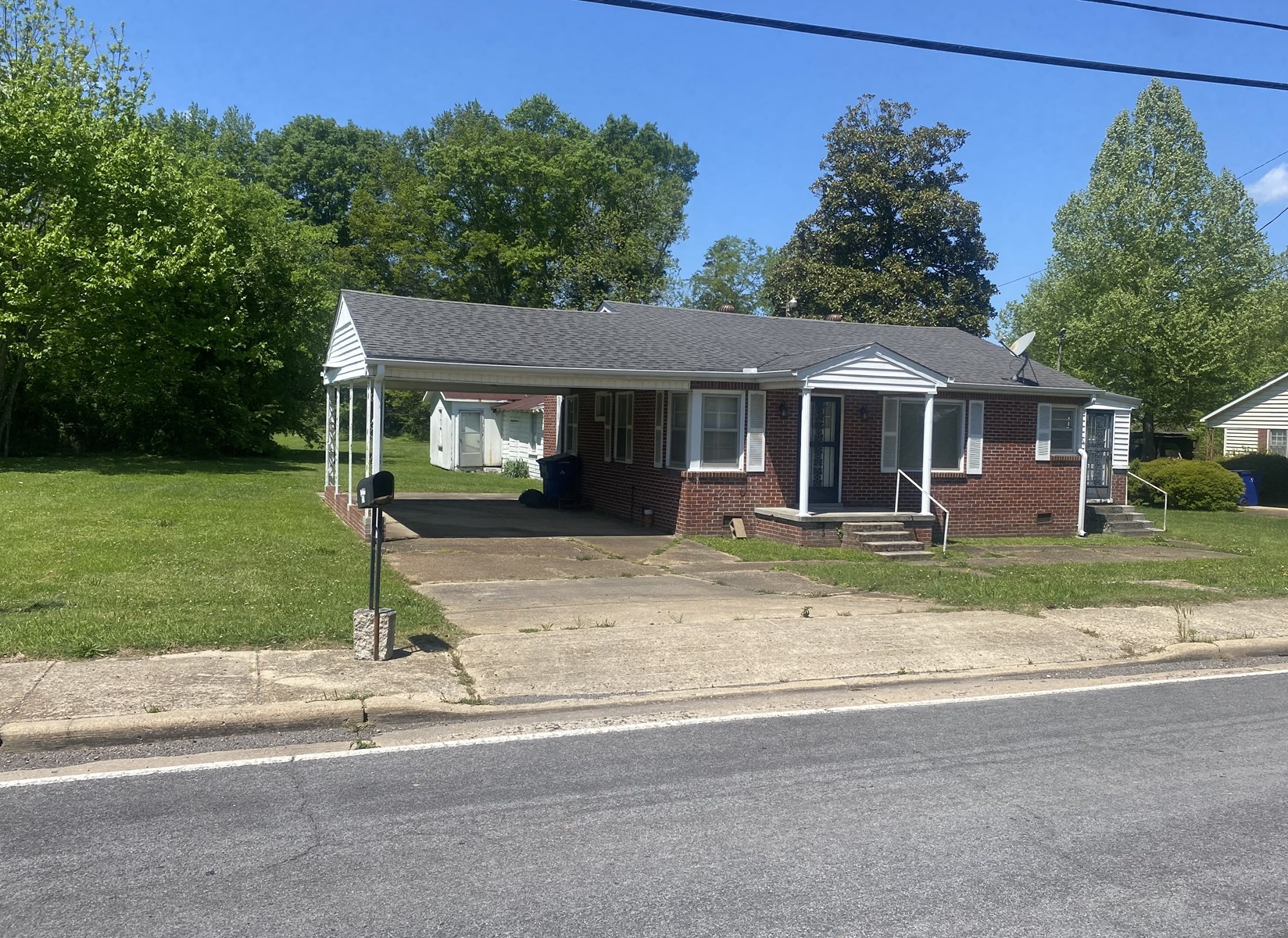 Brick Home For Sale In Mcnairy County Tn Near Amenities