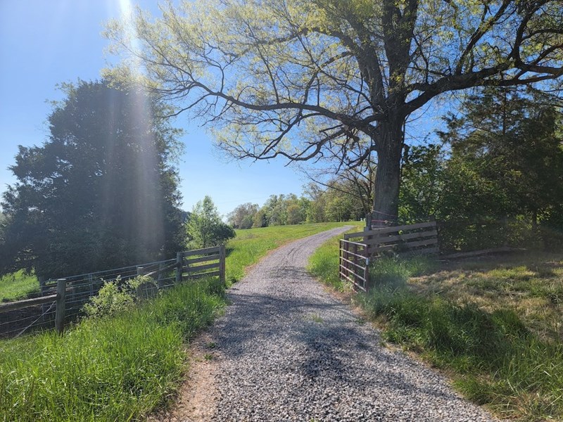 Offering 1 Building Lot For Sale In Riner Va