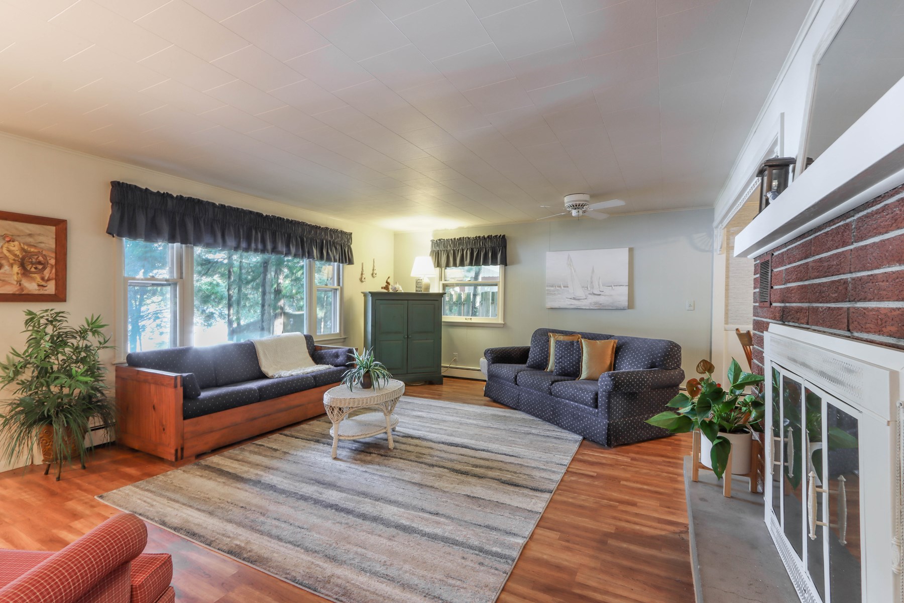 Waterfront Home For Sale on Stratton Lake in Waupaca, WI