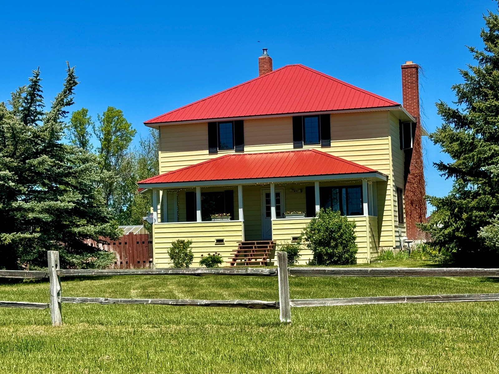 Stunning 2 Story Country Charmer On 20 Acres With Mt Views!