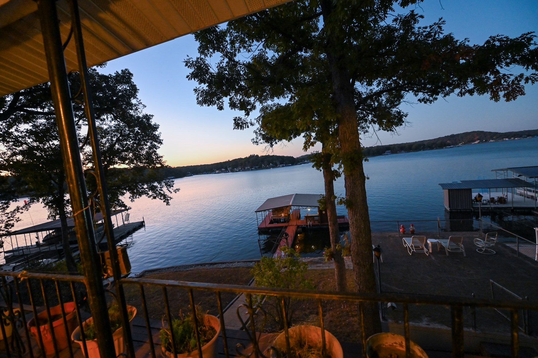 Lakefront Home For Sale Garvois Mills, Mo